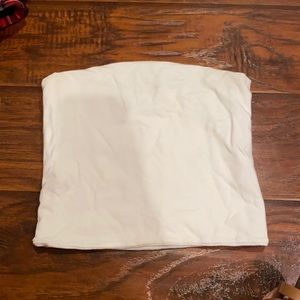 Brandy Melville tube top in white!!